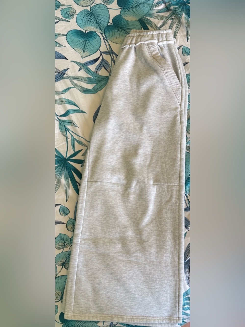 Edikted Wide Leg Gray Sweatpants